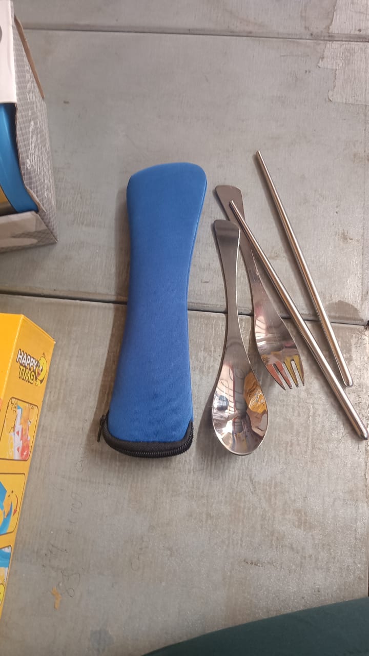 Picnic Dinner Spoon Fork Chopsticks Cutlery Tablewares Set Traveling Spoon Set High Quality Cutlery Set (4 PC / 1 Set ) Picnic Dinner Spoon Fork Chopsticks Cutlery Tablewares Set Traveling Spoon Set High Quality Cutlery Set (4 PC / 1 Set )